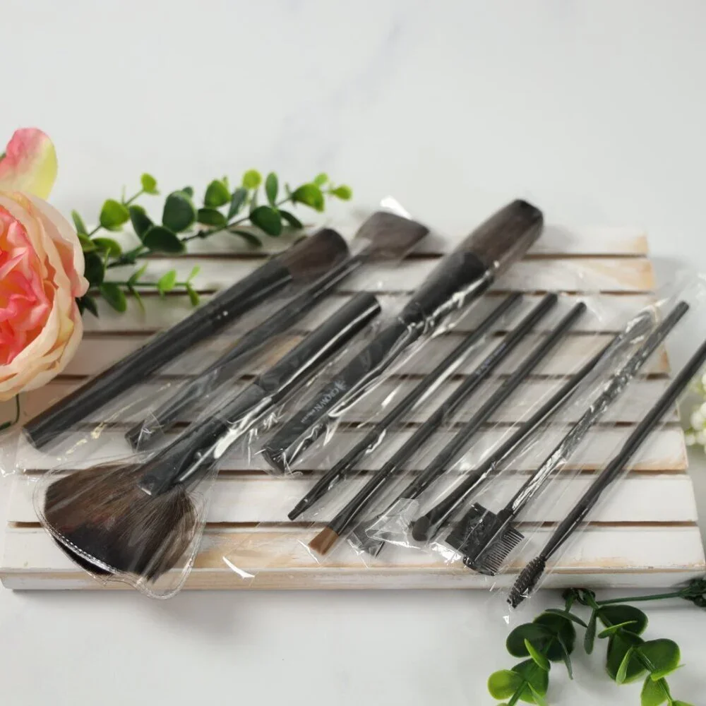 10-Piece Makeup Brush Set - Crown Pro - NEW